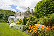 Polraen Country House