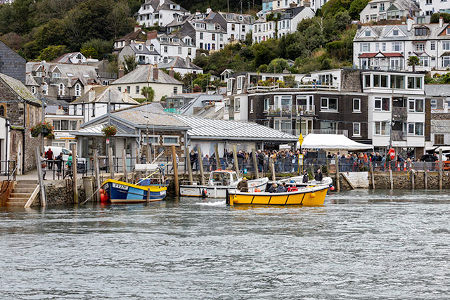 looe weekender