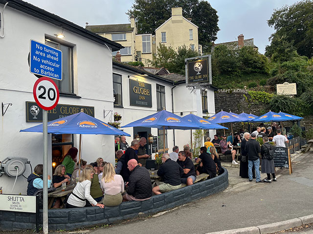 looe weekender